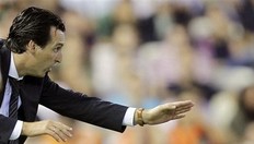 重點在場邊-UnaiEmery-20100922-s.jpg