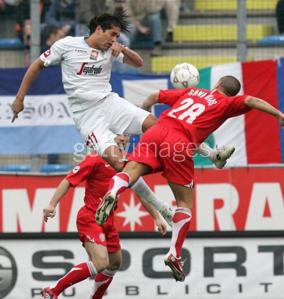 MarcoBorriello 200604 奮戰Juve