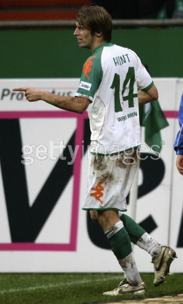 Bremen 070303 Hunt Hattrick