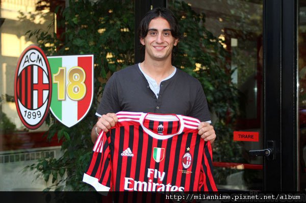 Milan-20110825-Alberto Aquilani.jpg