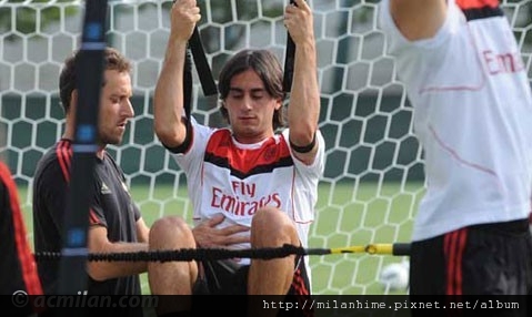 Milanello-20110826-Aquilani2.jpg