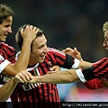 Milan-20111015-funny慶功-CassanoGoal-abatae-Antonini.jpg