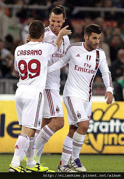 Milan-20111029-Roma-Ibra-goal-Cassano-Nocerino-1.jpg