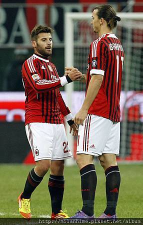 Milan-20111218-Siena-Nocerino-Ibra-funnyFu2.jpg