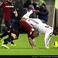 Milan-20111220-funnyRobinho-1.jpg