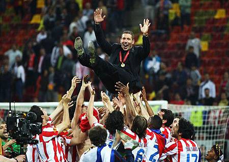 20120509-UEFAEuropaLeagueFinal-DiegoSimeone-冠軍教練