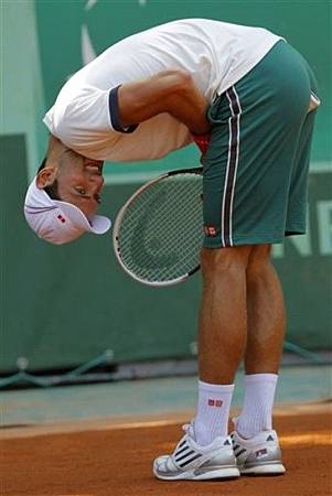 2012France-0527-Nole-training-funny