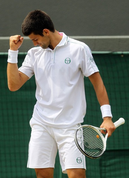 Nole-20100630-Lu-八強賽-搞笑握拳.jpg