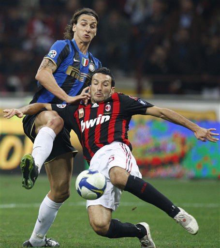 Milan-20080928-Inter-贊布-Ibra.jpg