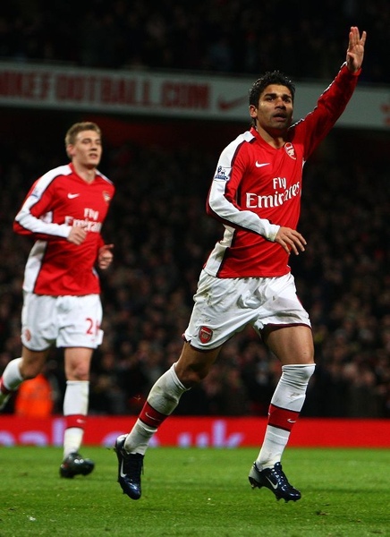 Arsenal-20090216-Dudu-Eduardo-感謝大家2.jpg