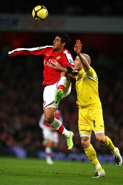 Arsenal-20090216-Vela-Jump.jpg