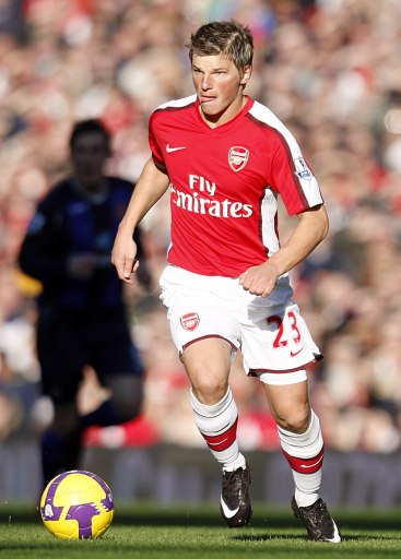 Arsenal-20090221-沙皇亮相.jpg