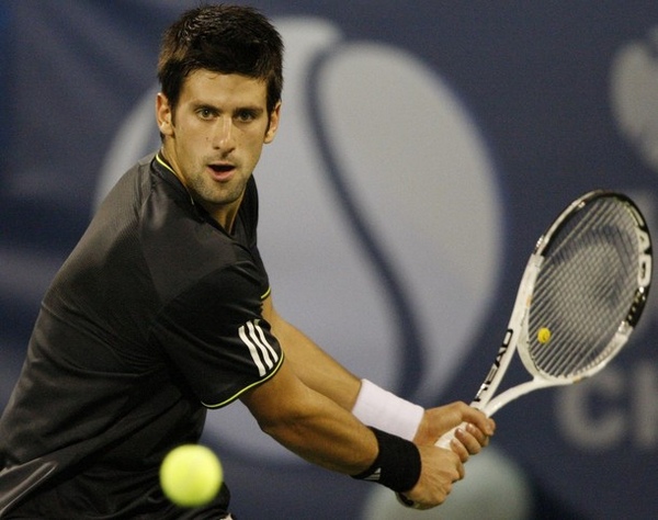 Djokovic-20090225-Dubai-認真