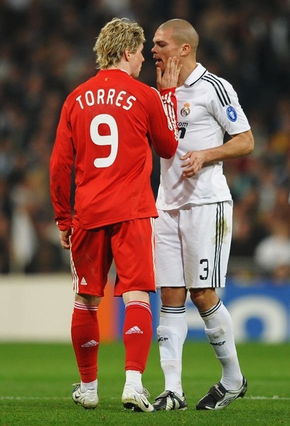 RM-20090225CL-Liverpool-Torres-pepe-3.jpg