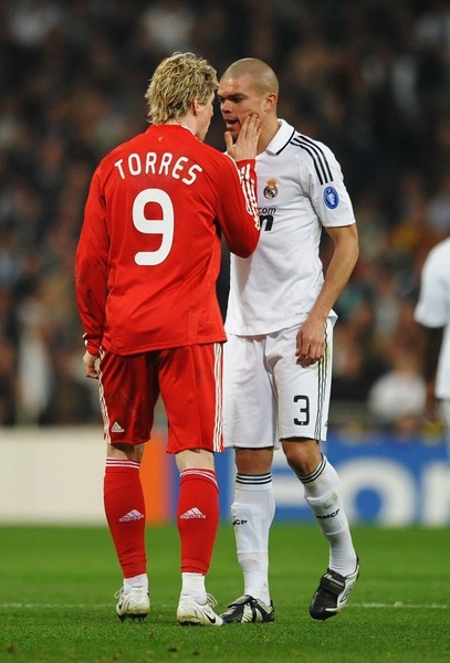 RM-20090225CL-Liverpool-Torres-pepe-4.jpg