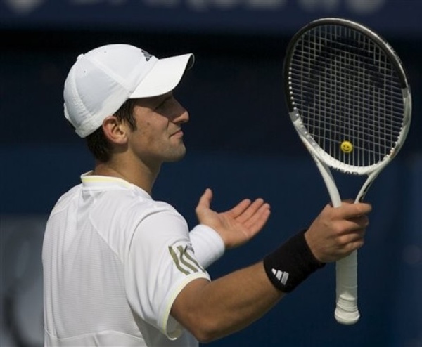 Djokovic-20090227-Simon-what.jpg