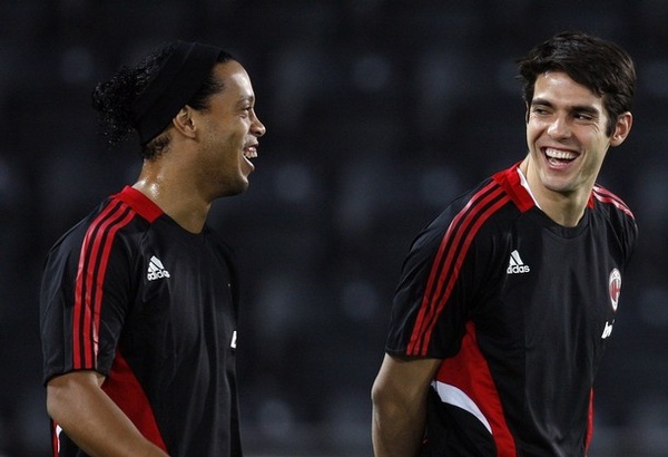 QatarDoha-kaka-dinho-笑臉中-20090303