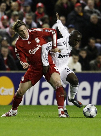 Torres-Diarra-20090310-歐冠