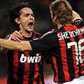 Milan-20090405-R30-pippoGoal-Sheva助攻.jpg