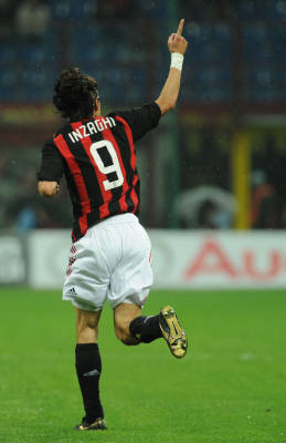 Milan-20090419-pippo-帶帽的光輝-背影3.jpg