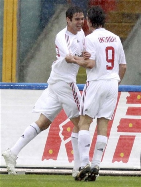 Milan-20090503-雨中-kaka-pippo2a.jpg