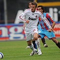 Milan-20090503-Catania-重點在髮型-beckham-下半.jpg