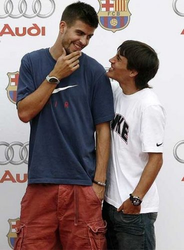 Barca-200905-Bojan-Pique.jpg