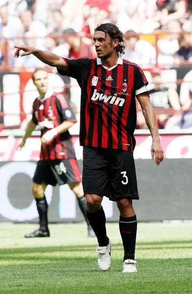 Maldini-20090524-Roma-close2.jpg