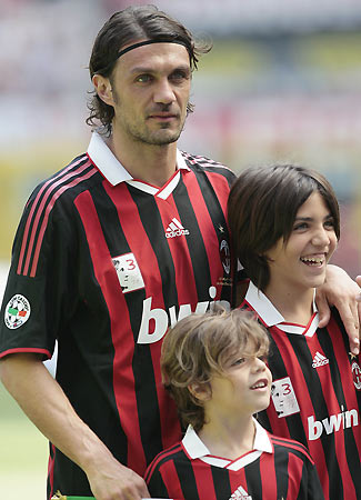 Maldini-fatherAndSon-g.jpg