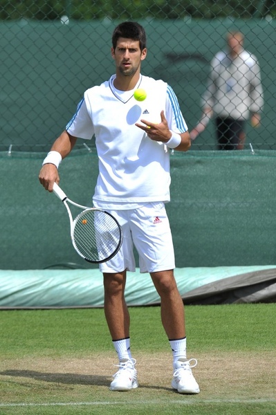 2009溫布頓-Djokovic-大賽前場地練習.jpg