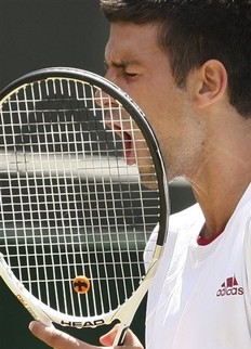 2009溫布頓-0624-Djokovic-吼叫3s.jpg