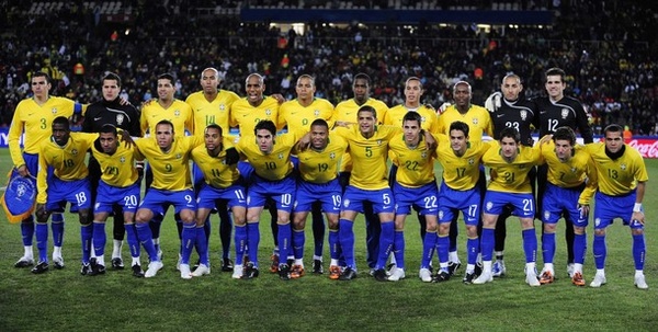 2009聯合會杯-0628-決賽巴西全體球員.jpg