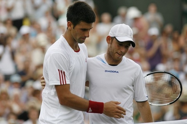 2009溫布頓-0629-Djokovic-DudiSela.jpg