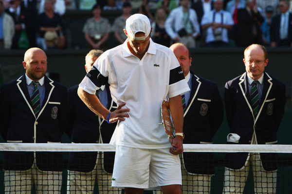 2009溫布頓Final-20090705-Roddick-輸球贏得掌聲.jpg