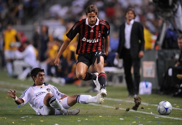 Milan-20090720-USA-熱身賽-Galaxy-antonini.jpg Milan-20090720-USA-熱身賽-Galaxy-antonini.jpg