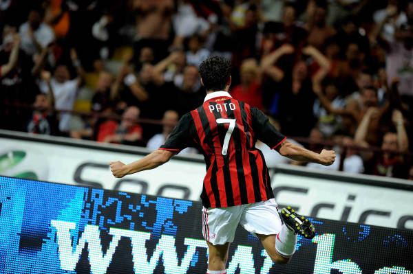 Milan-20090817-pato-背影.jpg