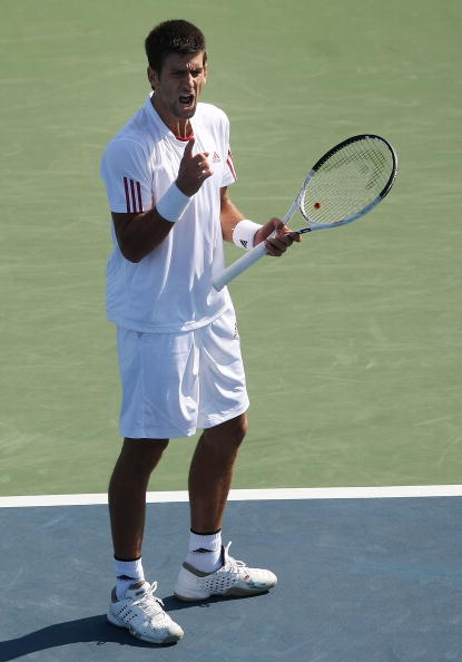 2009Cincinnati-0820-Djokovic怒吼.jpg