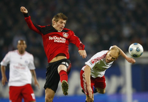 Leverkusen-20091017-R09-ToniKroos.jpg