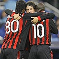 07pato-dinho-seedorf-hug.jpg