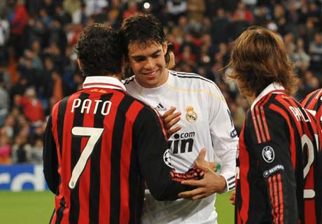 Milan-20091021-CLM3-RM-kaka-pato.jpg