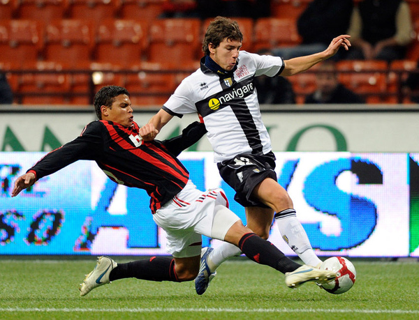 Milan-20091031-Parma-Paloschi-silva.jpg