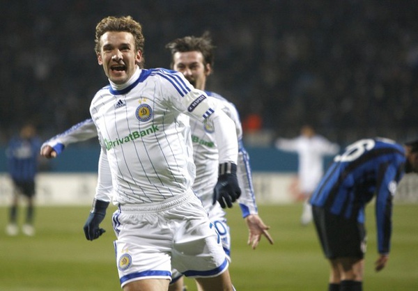 Shevchenko-20091104-CLM4-Dynamo-Inter-goal.jpg