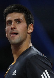 2009Basel-1105-Djokovic-doubleBagle.jpg