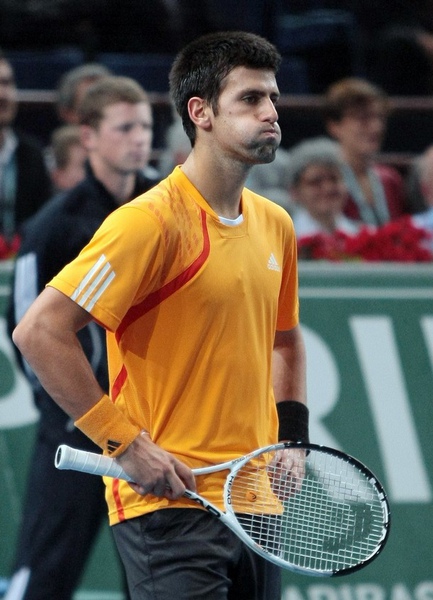 2009Paris-1112-Djokovic-十六強過關-1.jpg