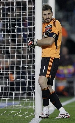 Barca-20091129-RM-Iker的懊惱-funny篇.jpg