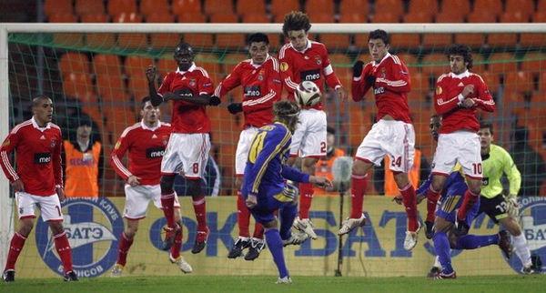 Aimar-20091202-Benfica-重點在10號.jpg