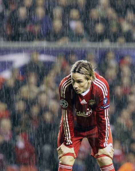 Torres-20091209-CLM6-在雨中.jpg