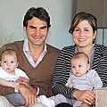 2009Natale-ACasa-Federer-family-Mirka-MylaRose-CharieneRiva.jpg