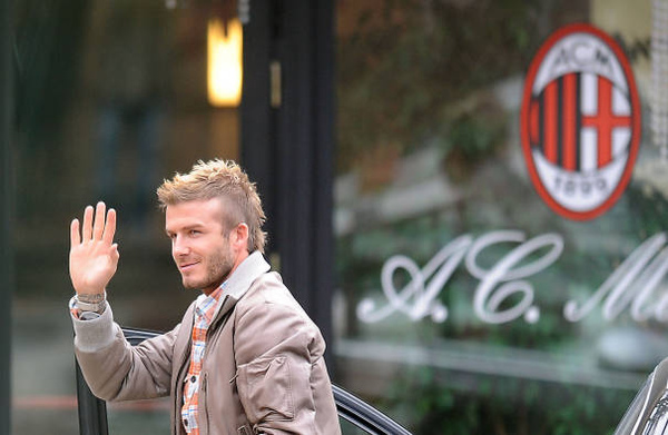 Beckham-20091228-backToMilan.jpg