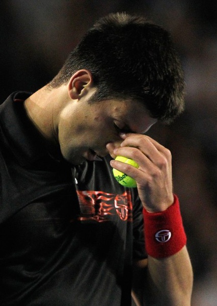 2010澳網-0127-Nole-難過-青春痘搶鏡頭.jpg